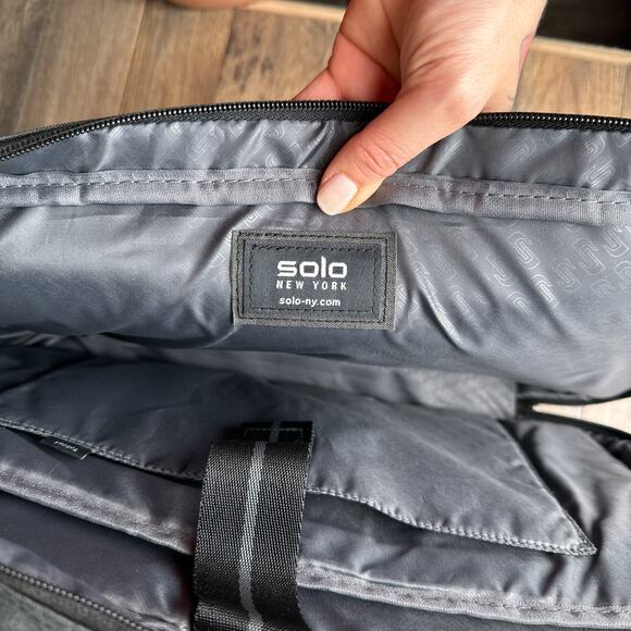 SOLO New York Duane Hybrid Briefcase‎ Backpack Black Removable Shoulder Strap - Picture 6 of 10